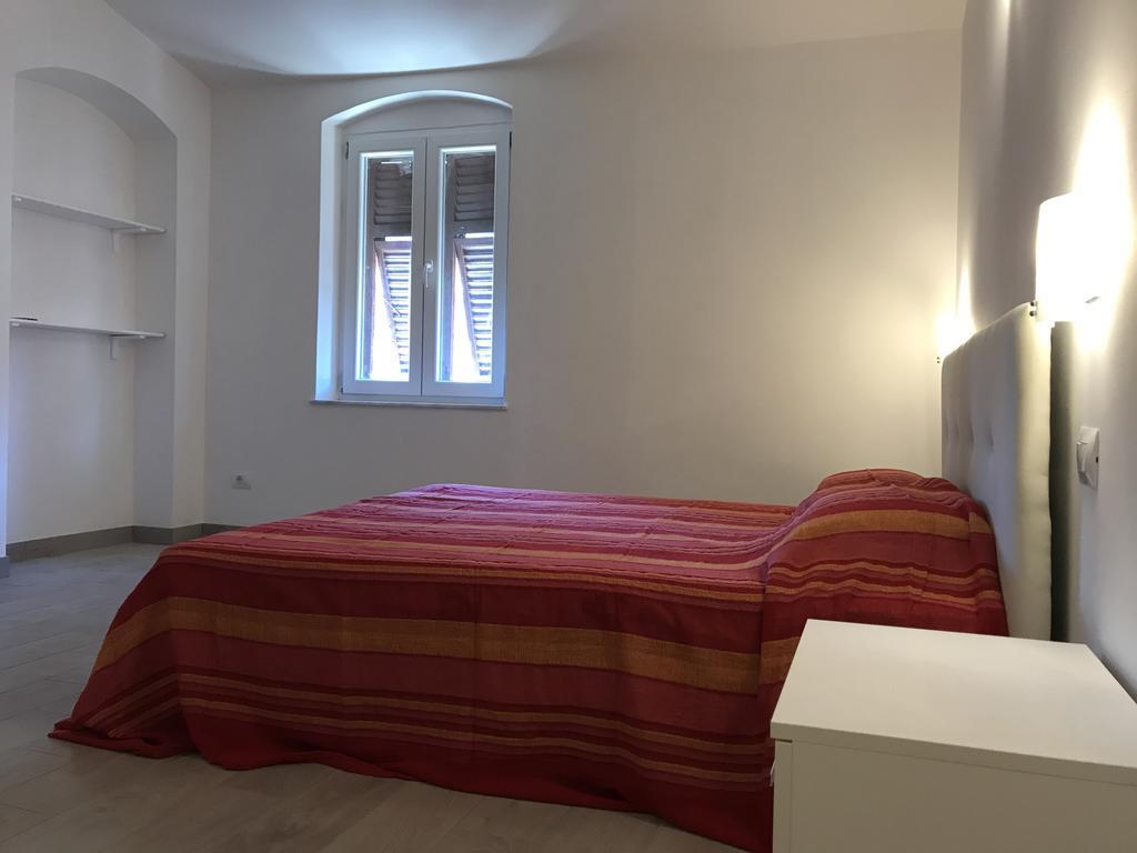 Guest House Montenegro La Spezia Exterior foto