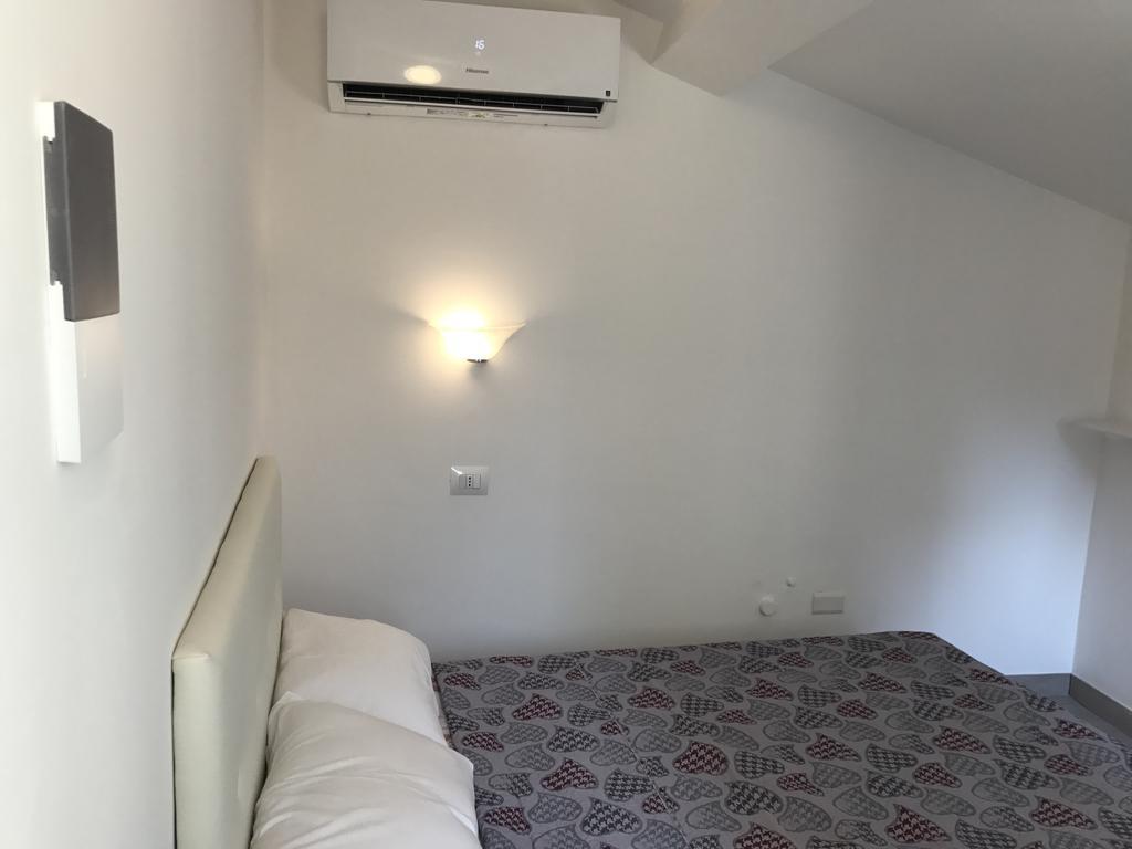 Guest House Montenegro La Spezia Exterior foto